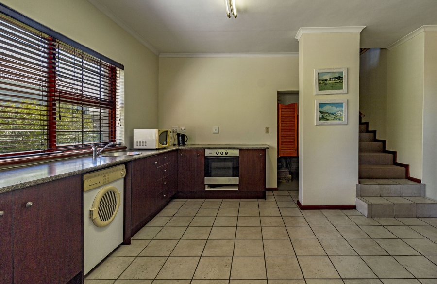 5 Bedroom Property for Sale in Lochnerhof Western Cape